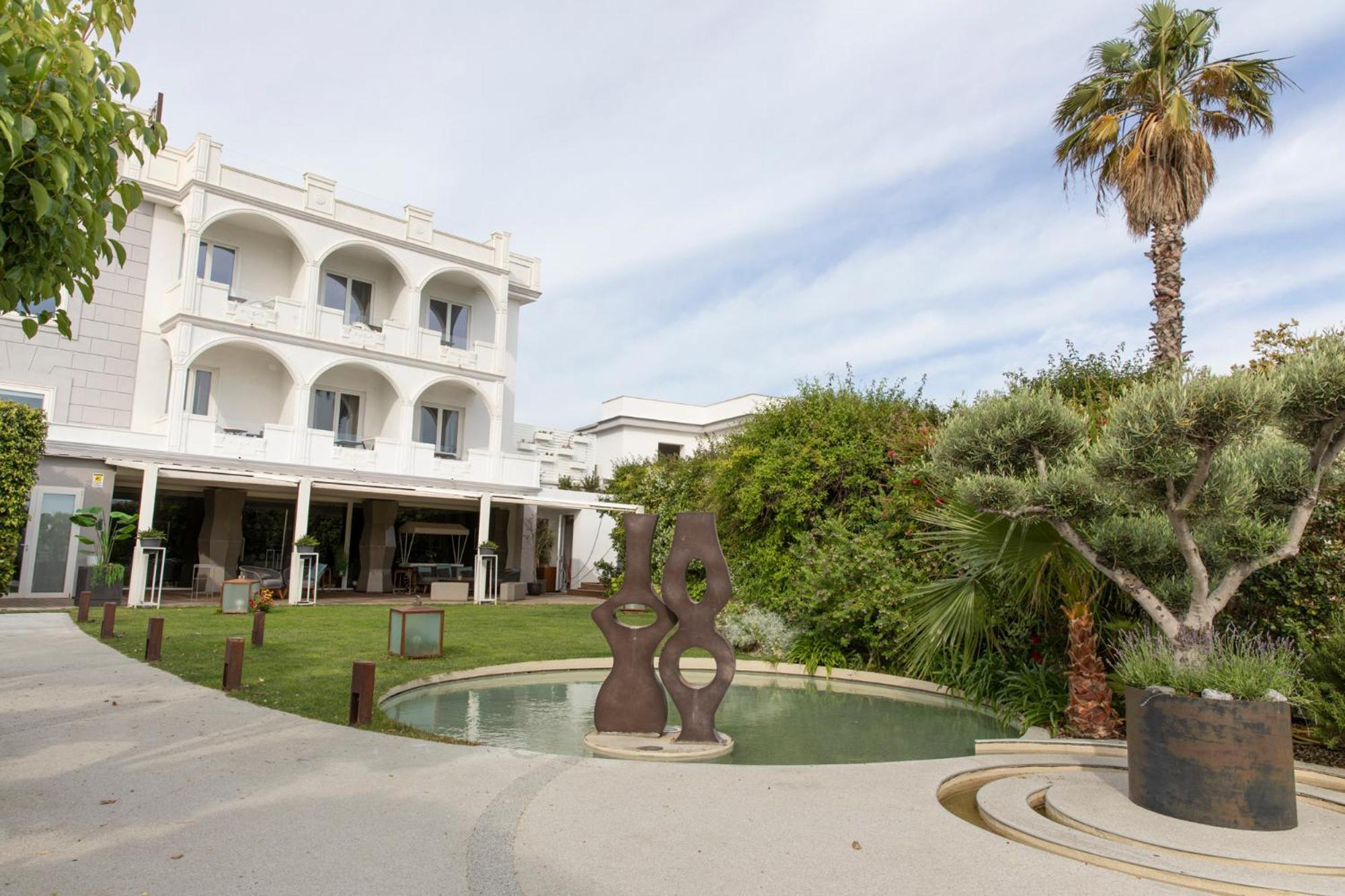 Hotel Il Gabbiano Баколи Екстериор снимка